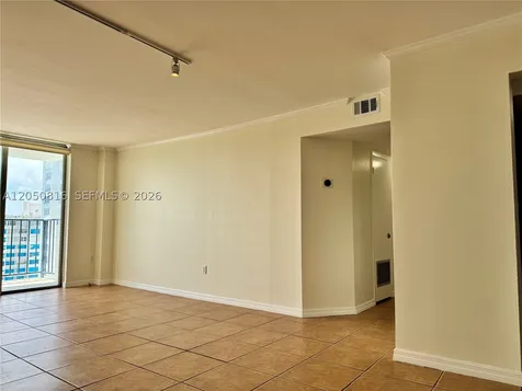 2780 NE 183rd Street Aventura FL 33160