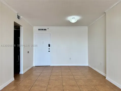 2780 NE 183rd Street Aventura FL 33160