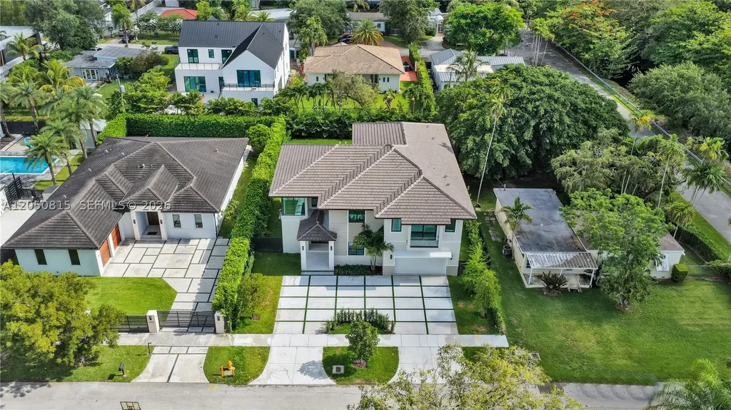 6415 SW 83rd Street Miami FL 33143