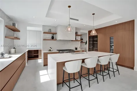 6415 SW 83rd Street Miami FL 33143