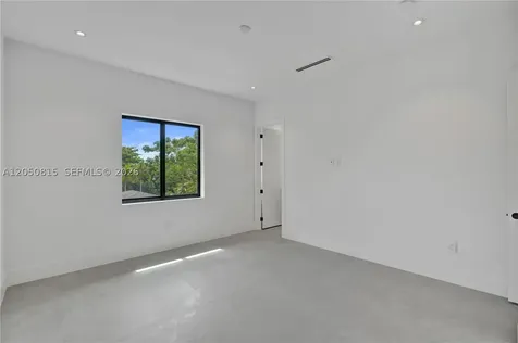 6415 SW 83rd Street Miami FL 33143