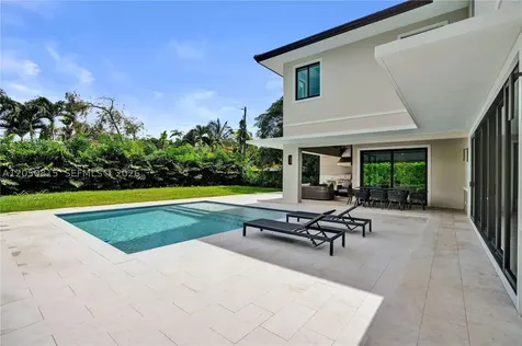 6415 SW 83rd Street Miami FL 33143