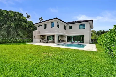 6415 SW 83rd Street Miami FL 33143