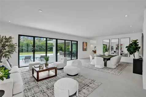6415 SW 83rd Street Miami FL 33143