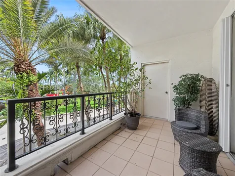 2124 Fisher Island Drive Miami Beach FL 33109