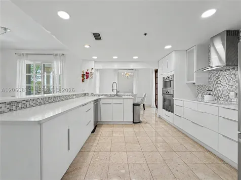 2124 Fisher Island Drive Miami Beach FL 33109