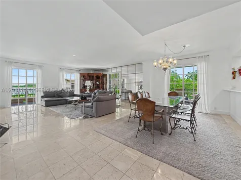2124 Fisher Island Drive Miami Beach FL 33109