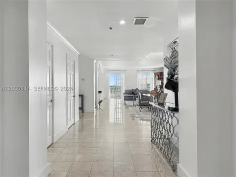 2124 Fisher Island Drive Miami Beach FL 33109