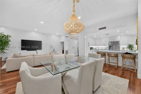 8390 SW 72nd Avenue Miami FL 33143