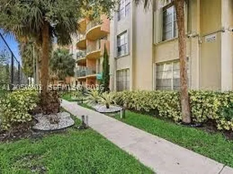 9360 Fontainebleau Boulevard Miami FL 33172