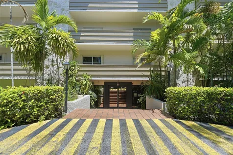 1205 Mariposa Avenue Coral Gables FL 33146