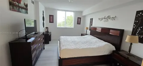 2775 NE 187th Street Aventura FL 33180