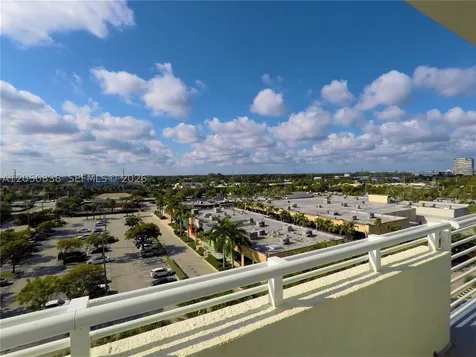 2775 NE 187th Street Aventura FL 33180