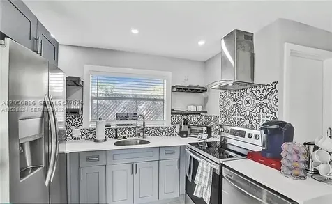 608 N 24th Avenue Hollywood FL 33020