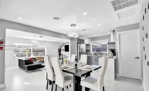 608 N 24th Avenue Hollywood FL 33020