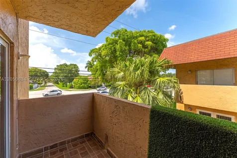 9958 SW 88th Street Miami FL 33176