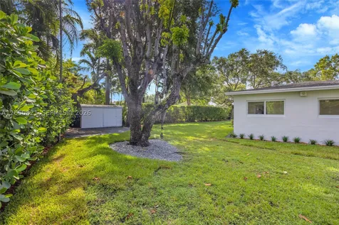 8141 SW 62nd Court Miami FL 33143
