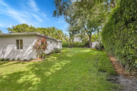 8141 SW 62nd Court Miami FL 33143