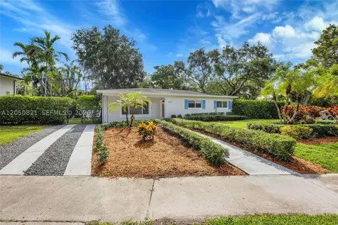 8141 SW 62nd Court Miami FL 33143