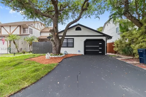 10626 SW 148th Ave Drive Miami FL 33196