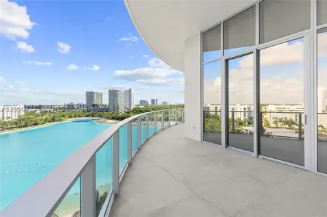 2411 Laguna Creek Miami FL 33181