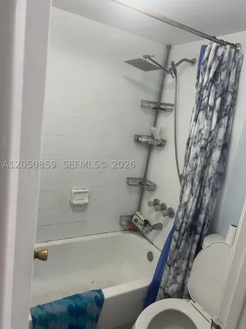 590 NW 114th Avenue Sweetwater FL 33172