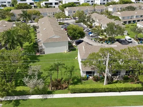 21 Simonton Circle Weston FL 33326