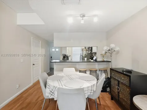 21 Simonton Circle Weston FL 33326