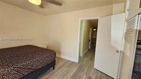 Hollywood FL 33020