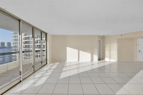 3530 Mystic Pointe Drive Aventura FL 33180