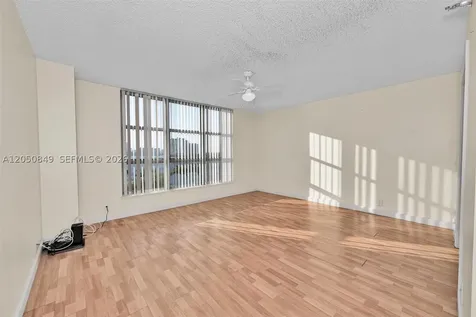 3530 Mystic Pointe Drive Aventura FL 33180