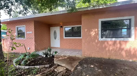 1742 NW 29th Way Fort Lauderdale FL 33311