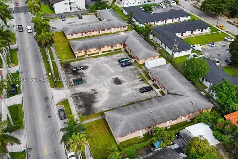 1915 NW 28th Street Miami FL 33142