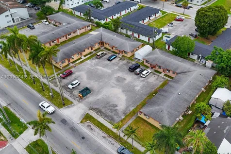 1915 NW 28th Street Miami FL 33142