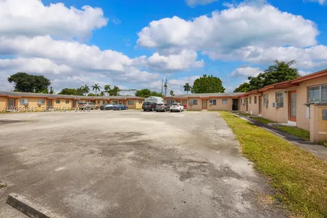1915 NW 28th Street Miami FL 33142