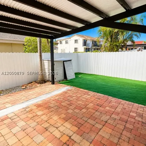 5373 W 24th Court Hialeah FL 33016