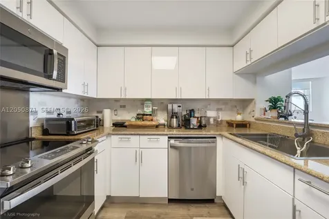 2475 Brickell Avenue Miami FL 33129