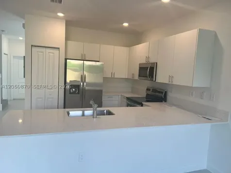 1642 SE 26th Terrace Homestead FL 33035