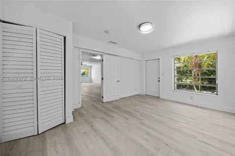 230 NE 2nd Place Dania Beach FL 33004