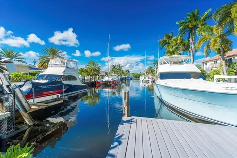 230 NE 2nd Place Dania Beach FL 33004