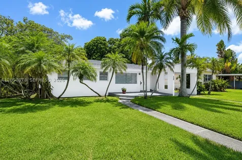 230 NE 2nd Place Dania Beach FL 33004