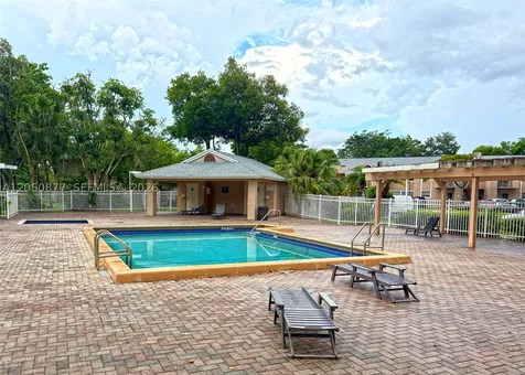 2451 NW 96th Terrace Pembroke Pines FL 33024