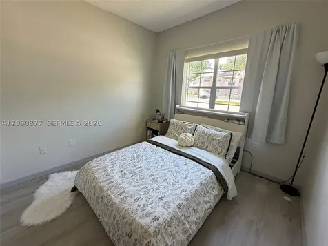 2451 NW 96th Terrace Pembroke Pines FL 33024