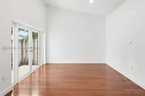 15633 SW 61st Terrace Miami FL 33193