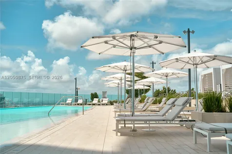 300 Biscayne Blvd Way Miami FL 33131