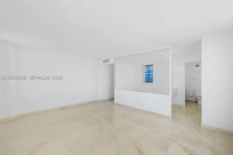 6039 Collins Avenue Miami Beach FL 33140