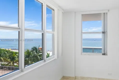 6039 Collins Avenue Miami Beach FL 33140