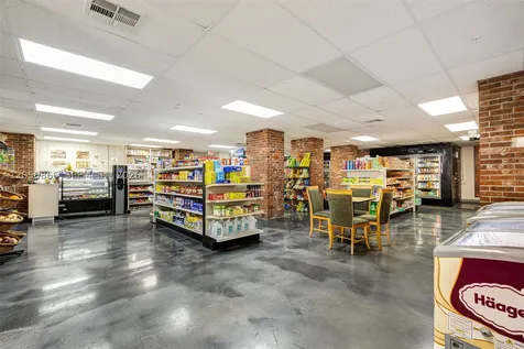6039 Collins Avenue Miami Beach FL 33140