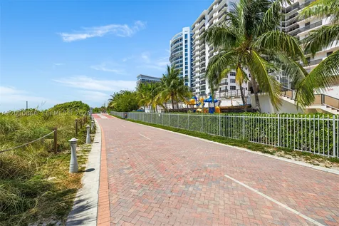 6039 Collins Avenue Miami Beach FL 33140