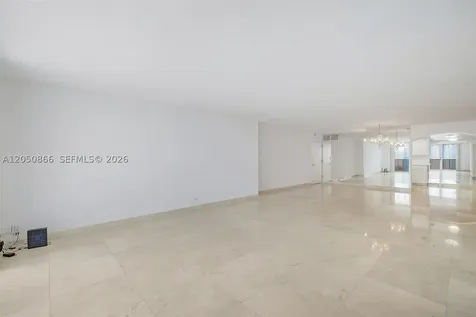 6039 Collins Avenue Miami Beach FL 33140
